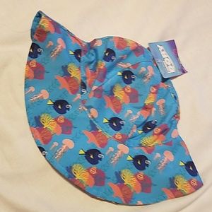 Disney Finding Dory Beach Swim Hat NEW